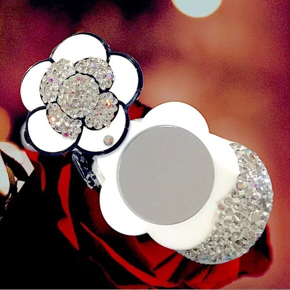 CAR KEYS HOLDER CAMELLIA MIRROR - Picture 1 of 4